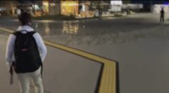 左に曲がる画像
