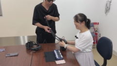 本体CPU部分に触れる画像