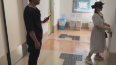 壁に当たる画像