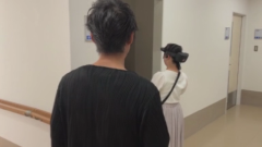 給湯室に入る画像