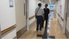 右の壁を探す画像